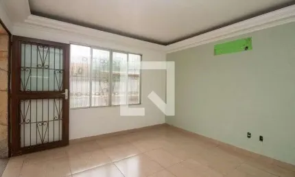 Casa para Aluguel - Sarandi, 3 Quartos,  250 m² - Porto Alegre