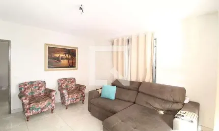 Casa para Aluguel - Brasil, 4 Quartos,  160 m² - Uberlândia