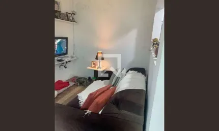 Casa para alugar na Rua Bruxelas, Niterói, Canoas por R$ 1.260
