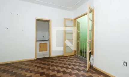 Kitnet / Stúdio para Aluguel - São João , 1 Quarto,  27 m² - Porto Alegre