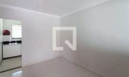 Casa para Aluguel - Braúnas, 2 Quartos,  90 m² - Belo Horizonte