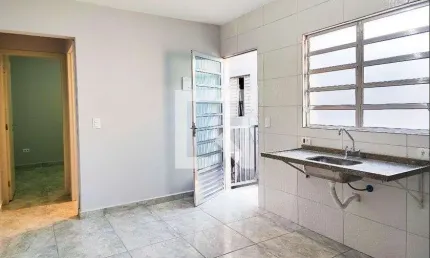 Kitnet / Stúdio para Aluguel - Vila Palmares, 1 Quarto,  30 m² - Santo André