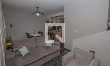 Casa para Aluguel - Jardim Cinco de Julho, 3 Quartos,  69 m² - São Paulo