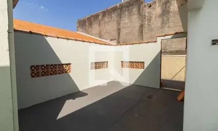 Casa para Aluguel - Sumarezinho, 1 Quarto,  80 m² - Ribeirão Preto