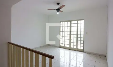 Casa para Aluguel - Sumarezinho, 3 Quartos,  132 m² - Ribeirão Preto