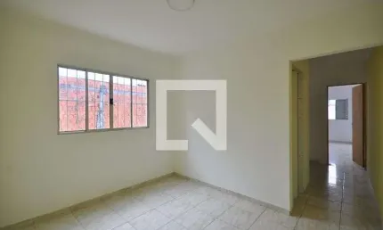 Casa para Aluguel - Vila Sabrina , 2 Quartos,  75 m² - São Paulo