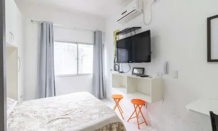 Casa / Sobrado em Condomínio para Aluguel - Centro Cívico , 1 Quarto,  25 m² - Curitiba