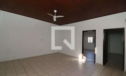 Casa para Aluguel - Vila Herminia, 2 Quartos,  80 m² - Guarulhos