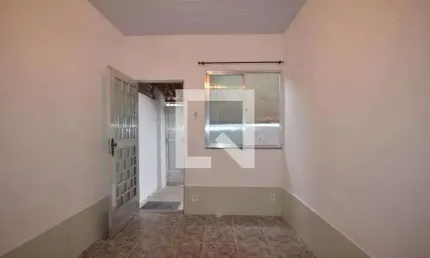Casa para Aluguel - Marechal Hermes, 2 Quartos,  56 m² - Rio de Janeiro