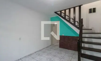 Casa para Aluguel - Jardim Santa Adelia, 1 Quarto,  180 m² - São Paulo