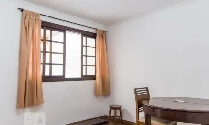 Casa para Aluguel - Centro, 2 Quartos,  122 m² - Santo André