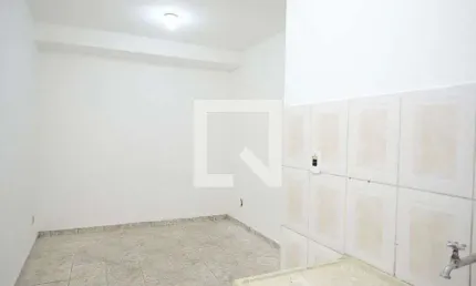 Kitnet / stúdio para aluguel - liberdade, 1 quarto,  16 m² - são paulo