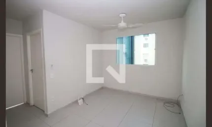Apartamento para Aluguel - Brás de Pina, 2 Quartos,  40 m² - Rio de Janeiro