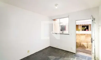 Casa / Sobrado em Condomínio para Aluguel - Campo Grande, 2 Quartos,  70 m² - Rio de Janeiro