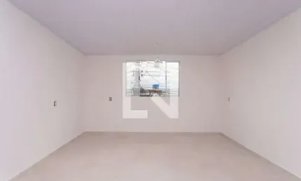 Casa para Aluguel - Jardim Presidente Dutra, 1 Quarto,  28 m² - Guarulhos