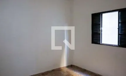 Casa para Aluguel - Jardim das Flores, 1 Quarto,  26 m² - Osasco