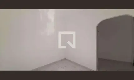 Casa para Aluguel - Centro, 1 Quarto,  70 m² - Osasco