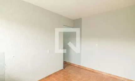 Casa para Aluguel - Vila Luzita, 1 Quarto,  25 m² - Santo André