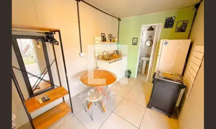 Casa para Aluguel - Ponta das Canas, 1 Quarto,  30 m² - Florianópolis