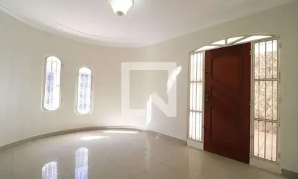 Casa para Aluguel - Santa Rosa, 4 Quartos,  300 m² - Uberlândia