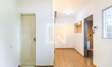 Casa para Aluguel - Campo Belo, 2 Quartos,  40 m² - São Paulo