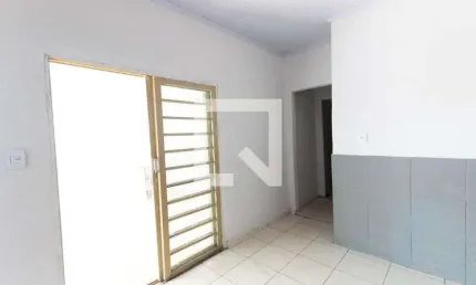 Casa para Aluguel - Setor Leste Universitário , 2 Quartos,  90 m² - Goiânia