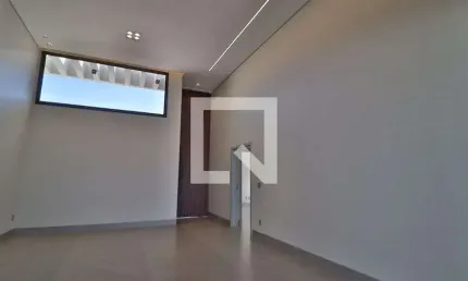 Casa / sobrado em condomínio para aluguel - laranjeiras, 3 quartos,  212 m² - uberlândia