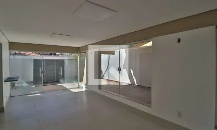Casa para aluguel - tabajaras, 4 quartos,  550 m² - uberlândia