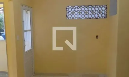 Casa para aluguel - dr. laureano, 1 quarto,  55 m² - duque de caxias