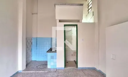 Kitnet / stúdio para aluguel - centenário, 1 quarto,  20 m² - duque de caxias