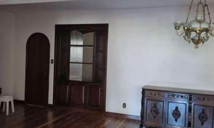 EXCELENTE APARTAMENTO 4/4, 3 VAGAS E LOCALIZAÇÃO PRIVILÉGIADA!
