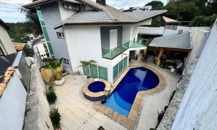 Casa em Condomínio Eco Park Lagos no Bairro - Aruã com 4 Dorm sendo 2 suites
