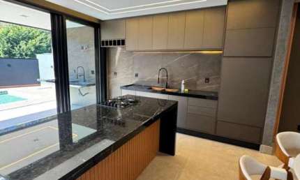 Condominio Fechado em Condomínio para Venda no bairro Cidade Parquelandia, 4 dorm, 4 suíte, 4 vagas, 300 m