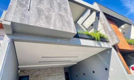 Sobrados com designer moderno em Campo Bom , Bairro 25 de Julho