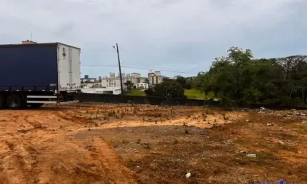Terreno à venda na Serraria, São José 