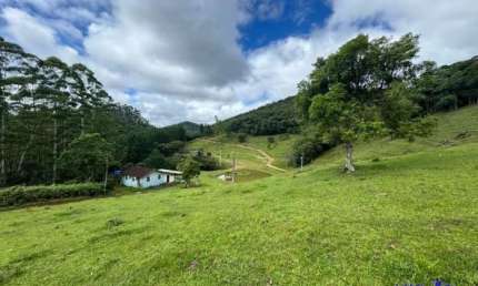 Terreno à venda no Barro Branco, São Pedro de Alcântara 