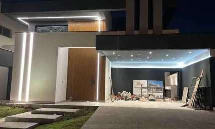 Casa em Condomínio para Venda em Sorocaba, Condomínio Mont Blanc, 3 dormitórios, 2 suítes, 4 banheiros, 4 vagas