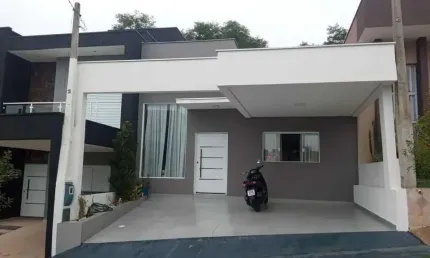 Casa 1 Suíte no Condomínio Horto Florestal Villagio em Sorocaba/SP