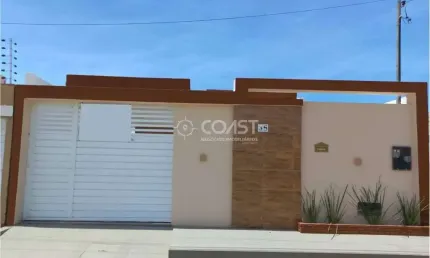 Casa a venda com 3 Quartos, Suíte e Piscina na Aruana! Oportunidade Imperdível!