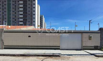 Casa Para Venda com 2 quartos no bairro Aruana em Aracaju