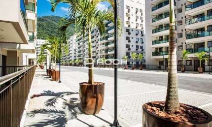 Apartamento com 2 quartos para alugar no Recreio dos Bandeirantes, Rio de Janeiro 