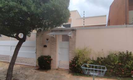 Vendo linda residência em bairro excelente em Indaiatuba SP,