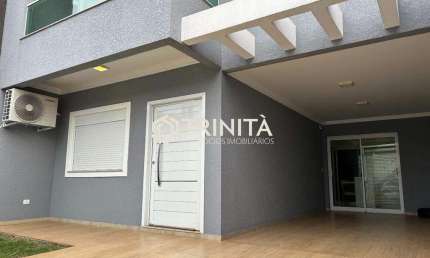 Sobrado com 1 Suíte, 2 quartos e 2 vagas de garagem
