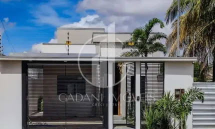 Casa com 3 quartos à venda na Rua Biris, 605, Parque das Araras, Sinop