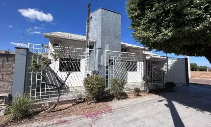 ALUGA-SE CASA MOBILIADA – Bairro Nossa Senhora Aparecida II – Sinop/MT