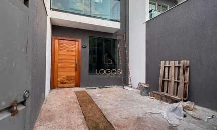 Casa nova com excelente acabamento no bairro São Benedito