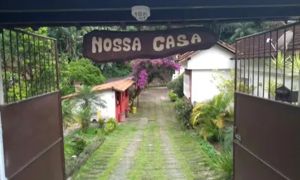 Casa para Venda em Teresópolis, Granja Guarani, 7 dormitórios, 6 suítes, 10 vagas