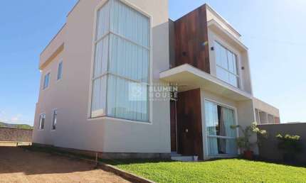 Casa com 4 quartos à venda em Santa Terezinha, Gaspar , 180 m2 por R$ 1.250.000