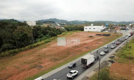 Terreno à venda no Itoupava Central, Blumenau  por R$ 11.901.000