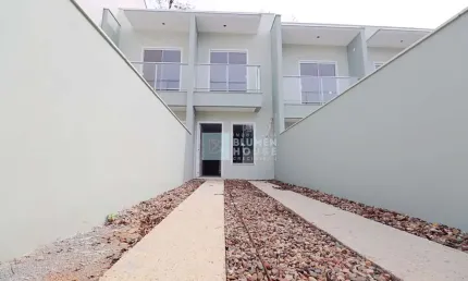 Casa com 2 quartos à venda no Velha, Blumenau , 88 m2 por R$ 360.000
